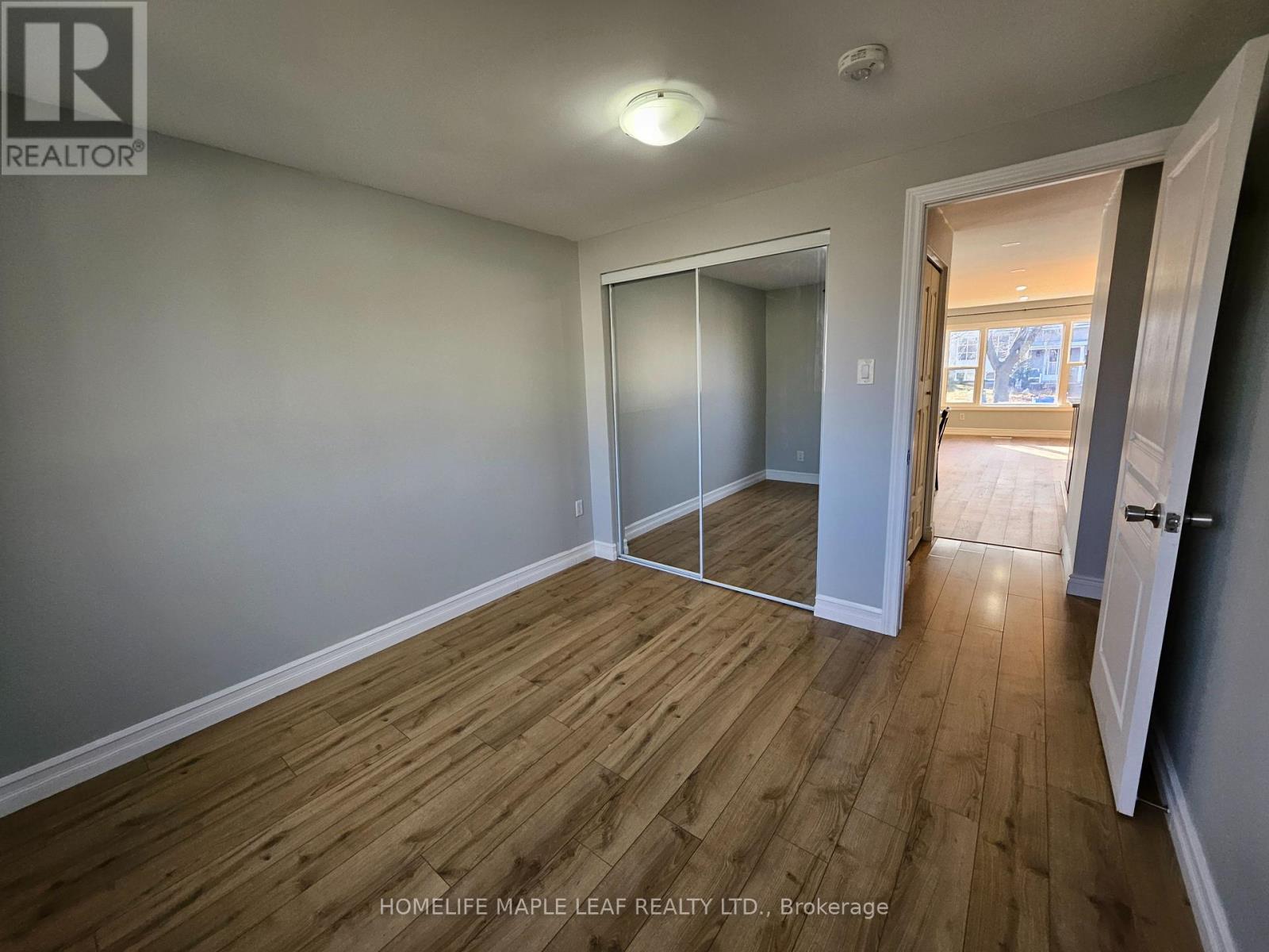 56 Helene Crescent, Waterloo, Ontario  N2L 5E5 - Photo 16 - X12443012