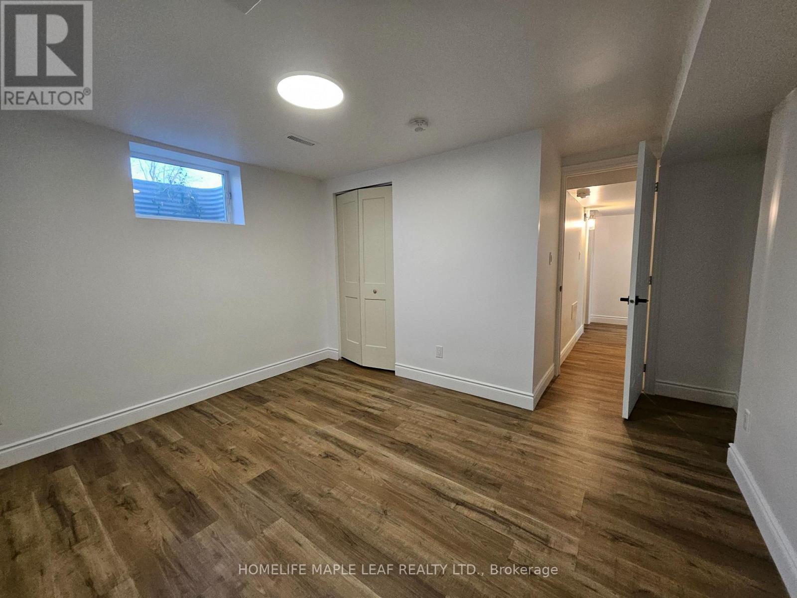 56 Helene Crescent, Waterloo, Ontario  N2L 5E5 - Photo 23 - X12443012