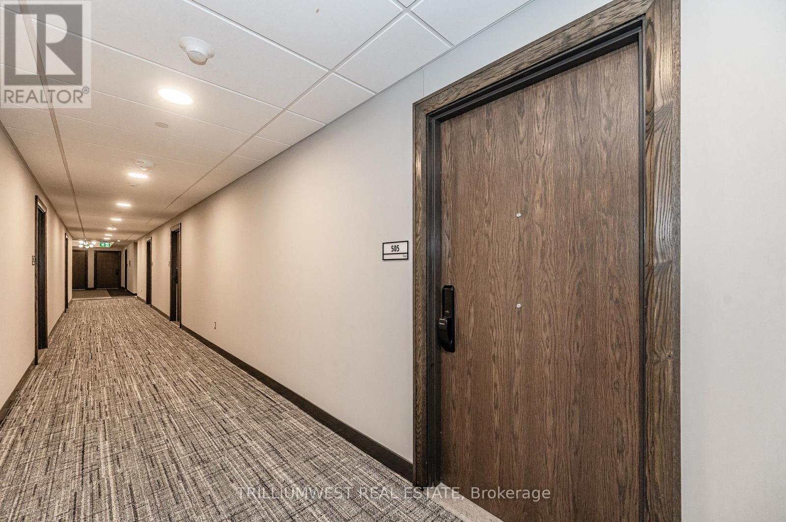 505 - 741 King Street W, Kitchener, Ontario  N2G 1E5 - Photo 2 - X12443026