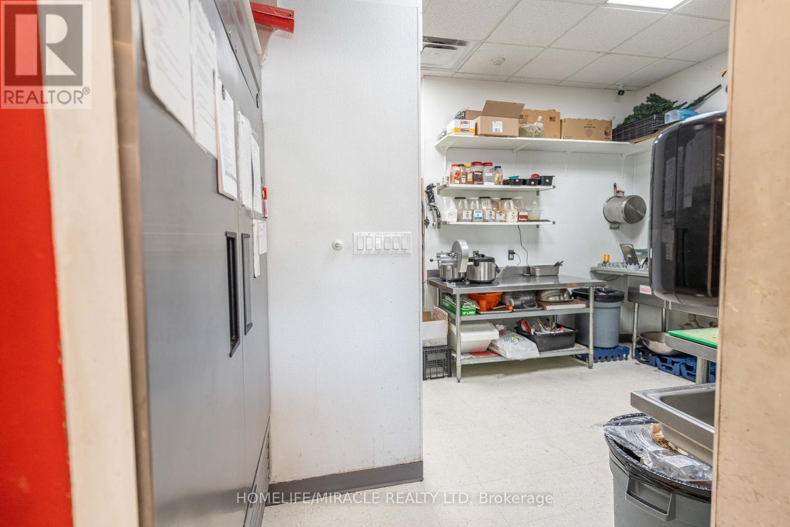 3 - 324 Highland Road W, Kitchener, Ontario  N2M 5G2 - Photo 19 - X12443070