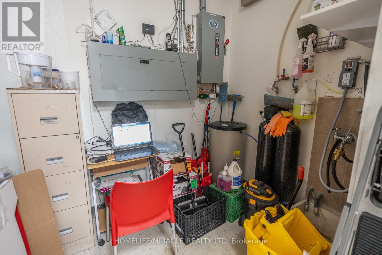 3 - 324 Highland Road W, Kitchener, Ontario  N2M 5G2 - Photo 24 - X12443070