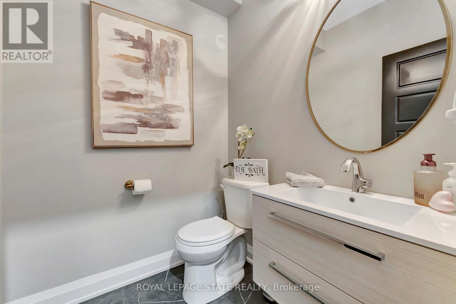 74 Melbourne Street, Hamilton (Kirkendall), Ontario  L8P 2A6 - Photo 25 - X12443071