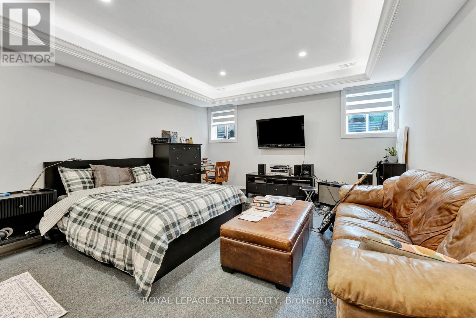 74 Melbourne Street, Hamilton (Kirkendall), Ontario  L8P 2A6 - Photo 35 - X12443071