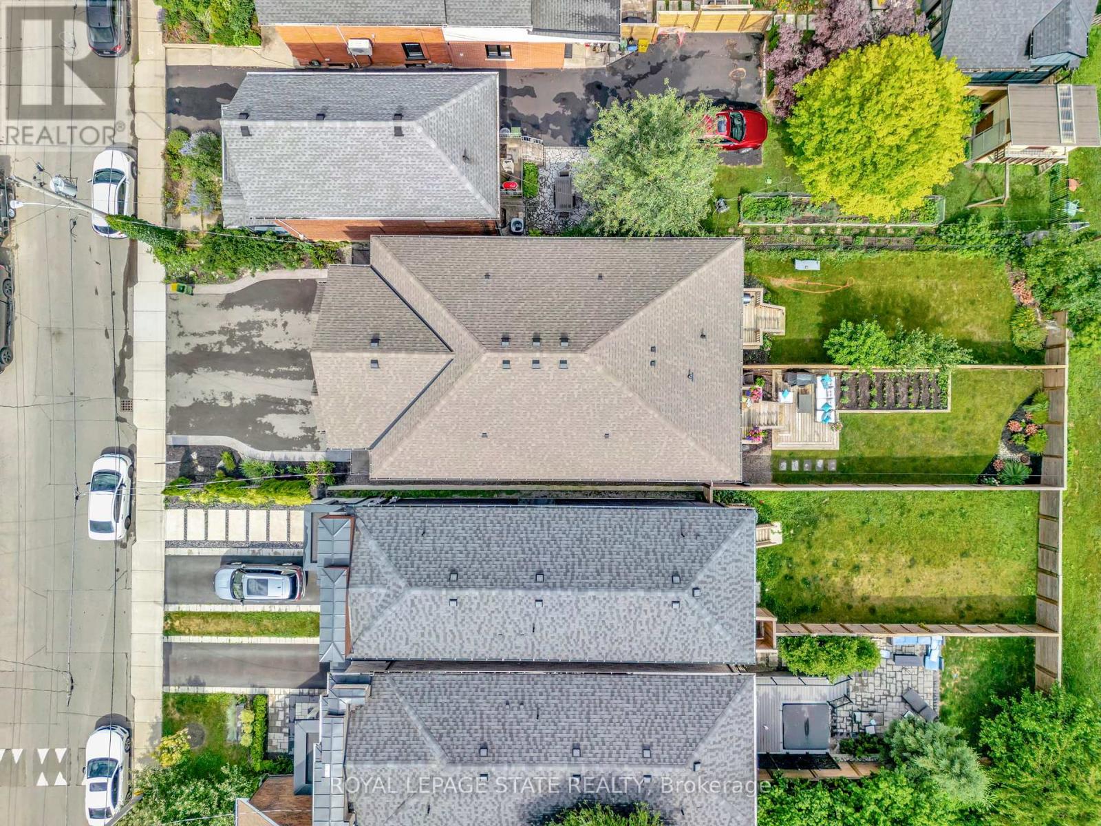 74 Melbourne Street, Hamilton (Kirkendall), Ontario  L8P 2A6 - Photo 4 - X12443071