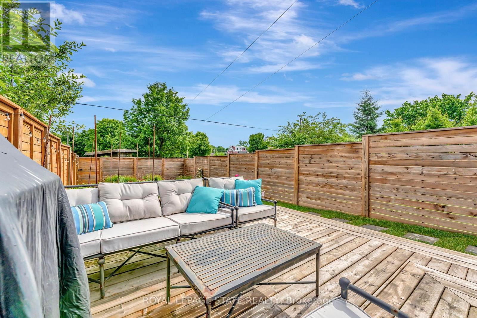 74 Melbourne Street, Hamilton (Kirkendall), Ontario  L8P 2A6 - Photo 44 - X12443071