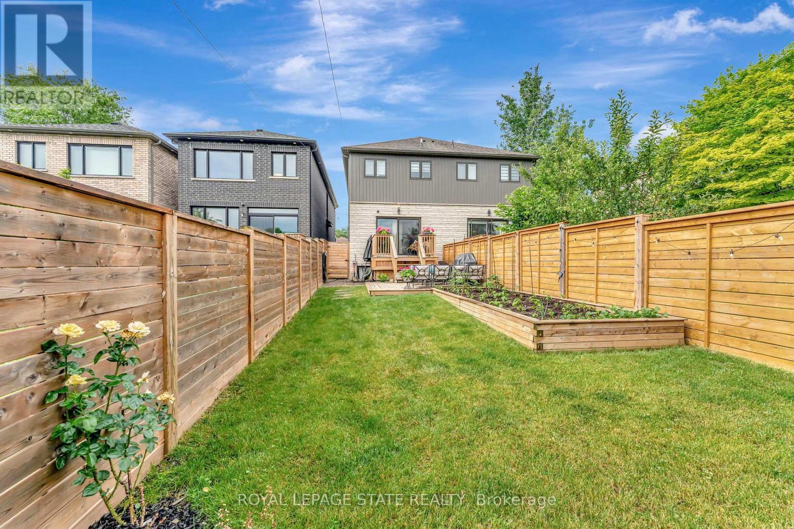 74 Melbourne Street, Hamilton (Kirkendall), Ontario  L8P 2A6 - Photo 48 - X12443071