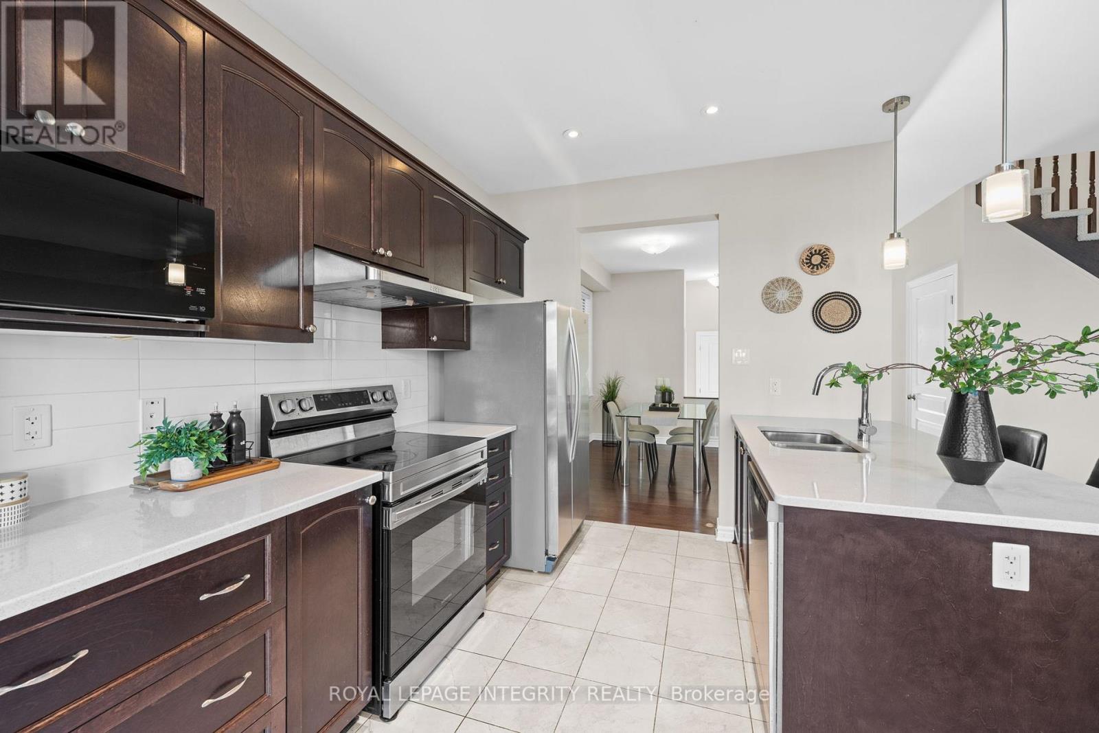 516 Silver Sage Avenue, Ottawa, Ontario  K2J 4T1 - Photo 14 - X12443245