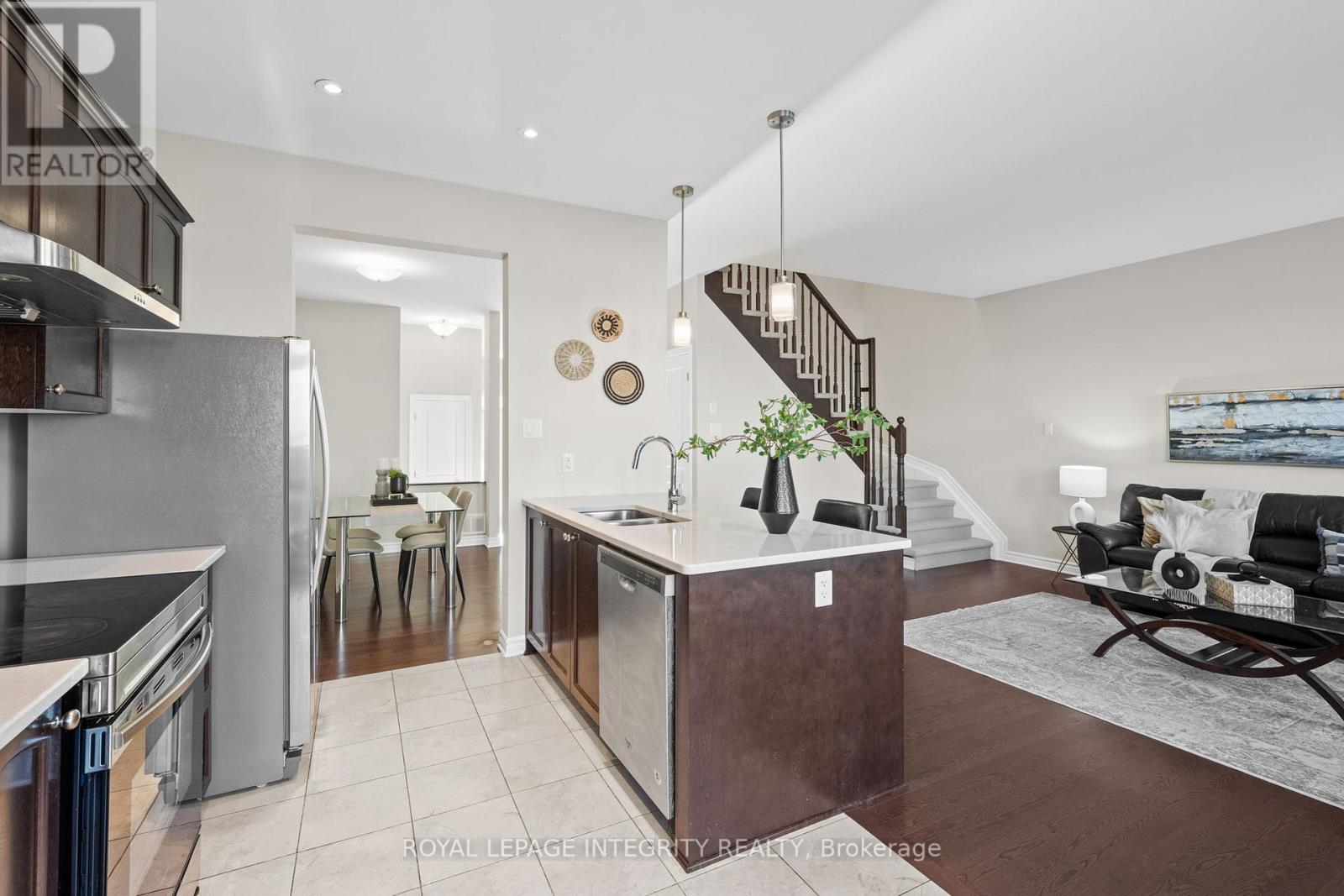 516 Silver Sage Avenue, Ottawa, Ontario  K2J 4T1 - Photo 15 - X12443245