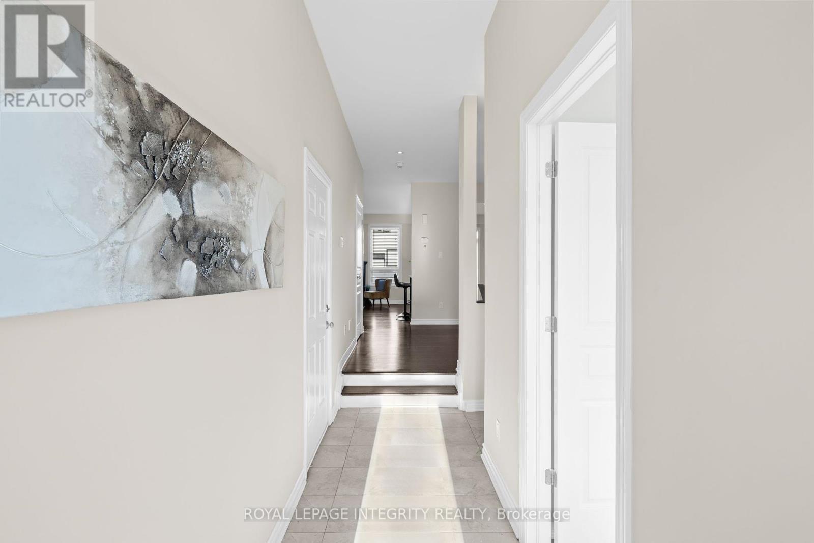 516 Silver Sage Avenue, Ottawa, Ontario  K2J 4T1 - Photo 4 - X12443245