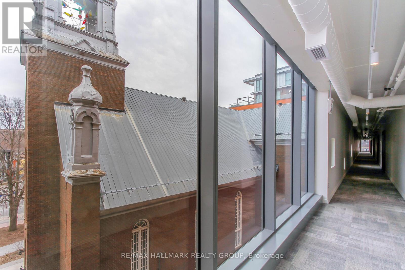 409 - 135 Barrette Street, Ottawa, Ontario  K1L 7Z9 - Photo 6 - X12443273