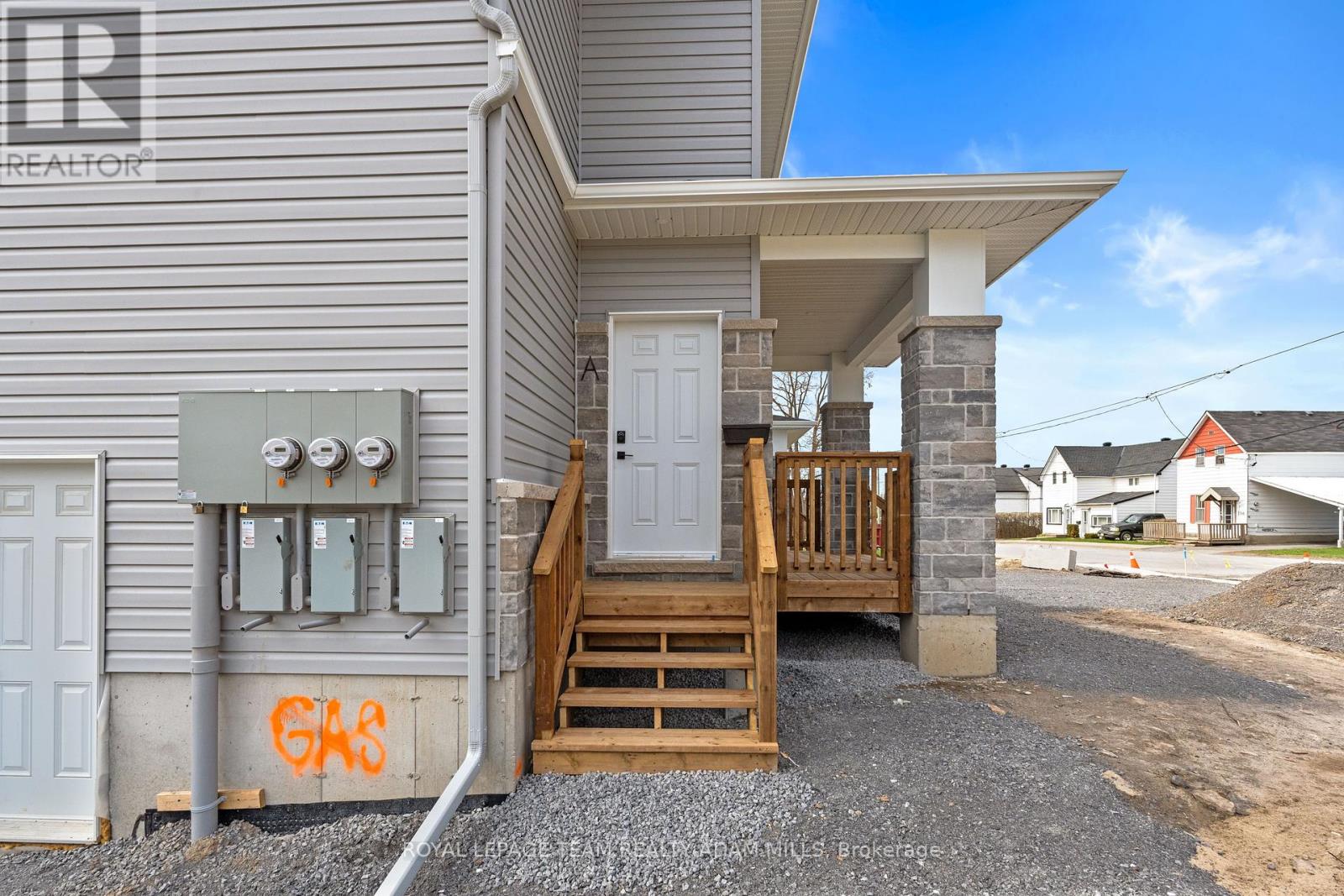 A - 203 Teskey Street, Mississippi Mills, Ontario  K0A 1A0 - Photo 3 - X12443345