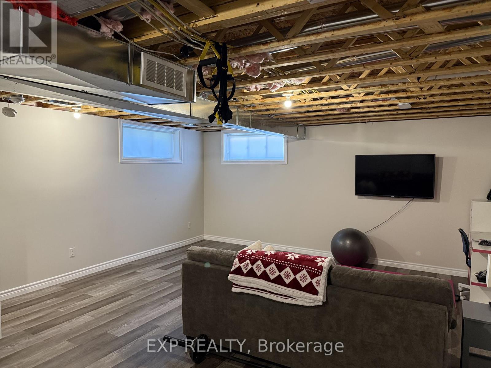 2014 Berne Street, Russell, Ontario  K0A 1W0 - Photo 16 - X12443348