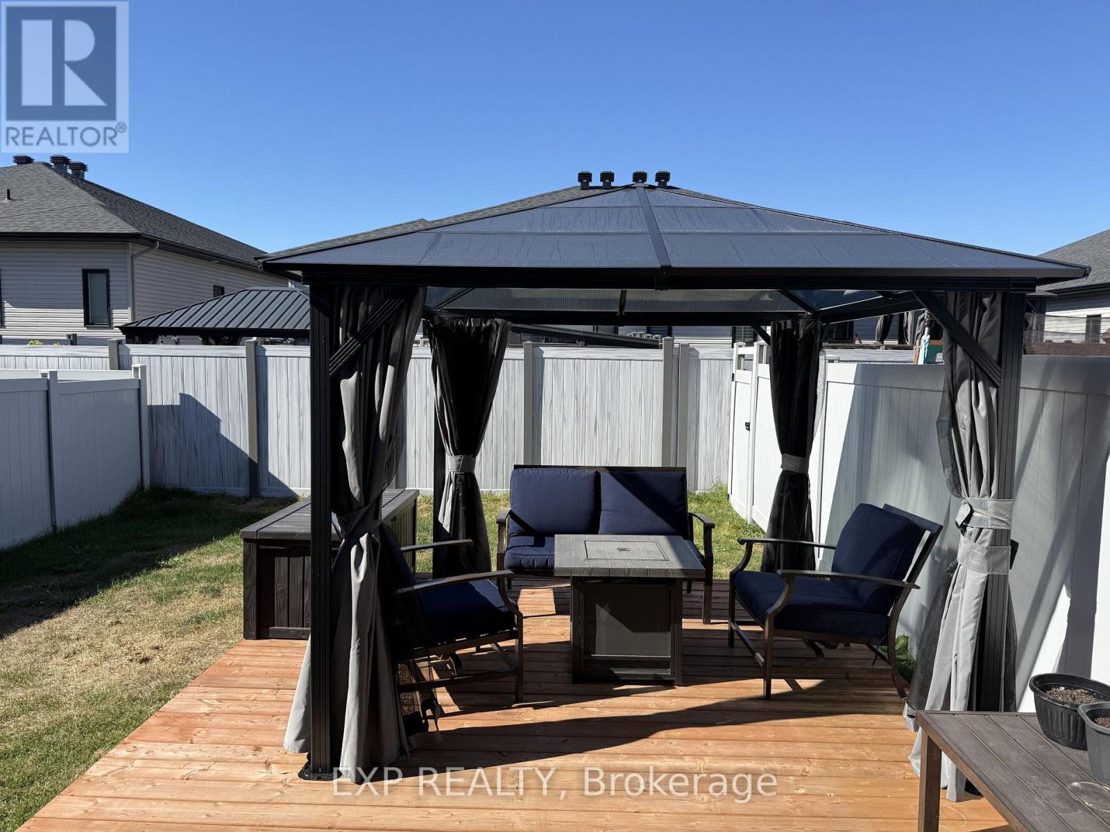 2014 Berne Street, Russell, Ontario  K0A 1W0 - Photo 19 - X12443348
