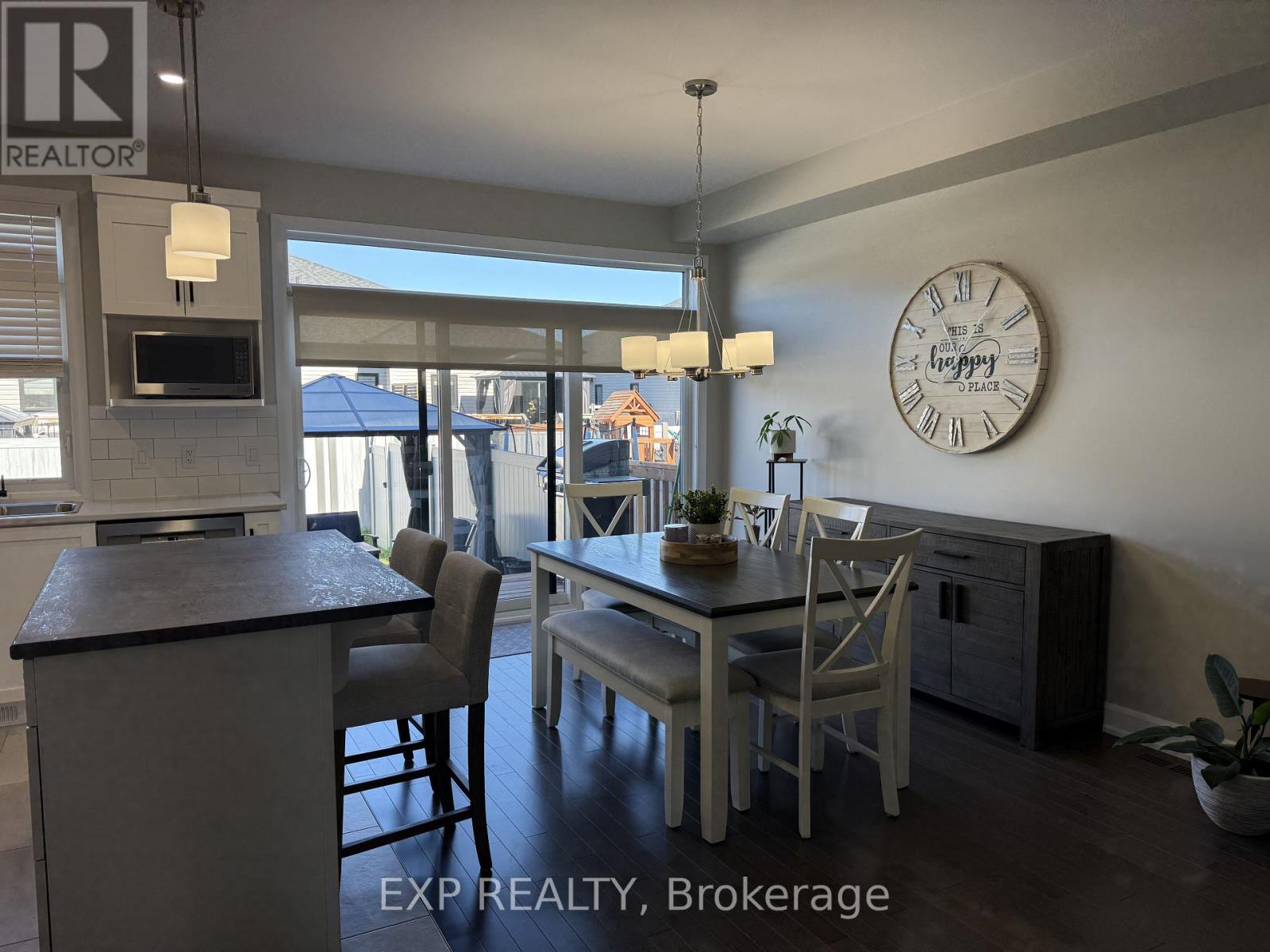 2014 Berne Street, Russell, Ontario  K0A 1W0 - Photo 5 - X12443348