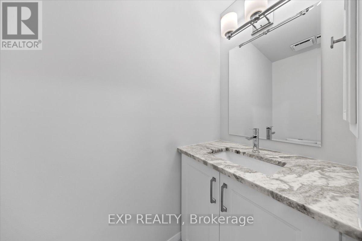 18 Ivylea Street, Ottawa, Ontario  K2G 4X5 - Photo 13 - X12443374