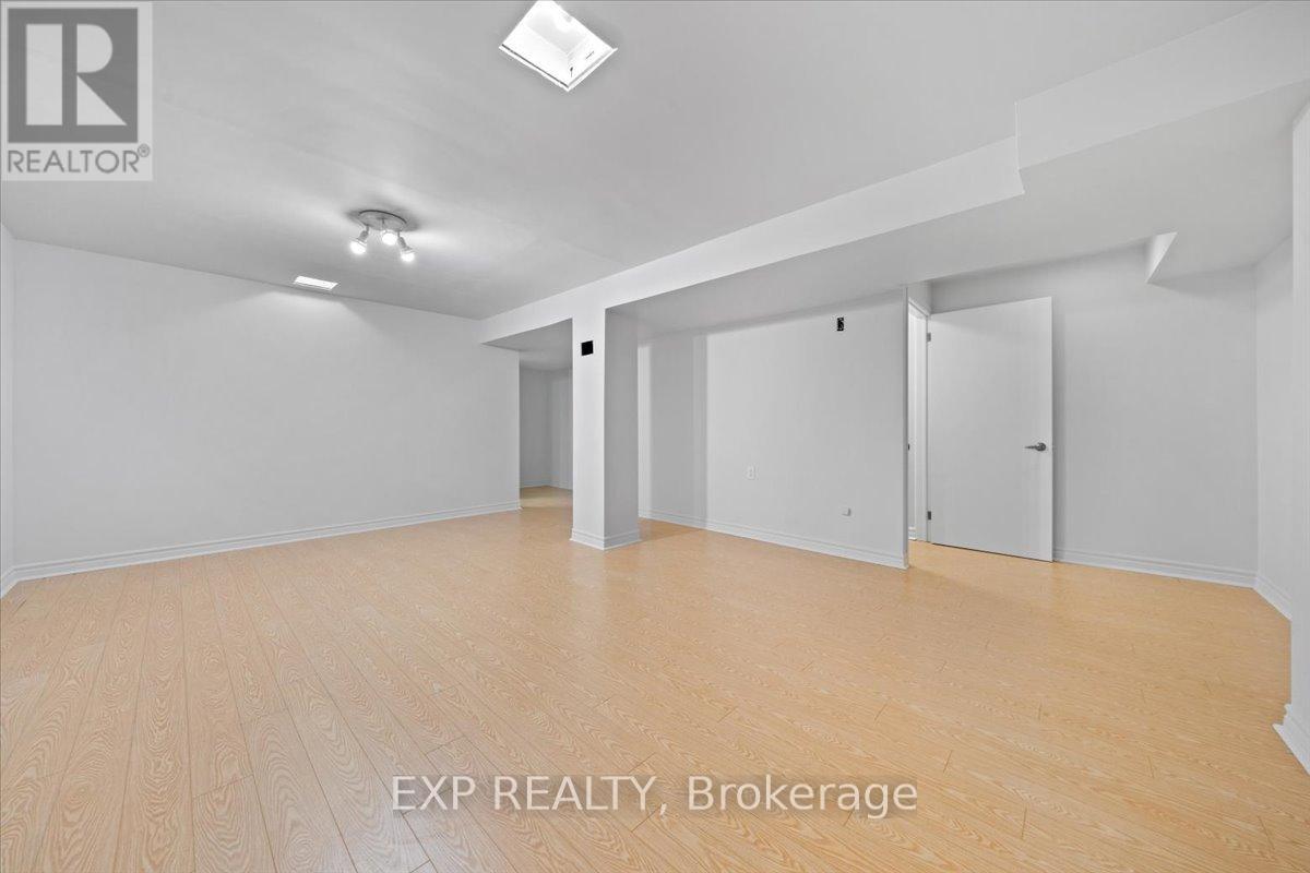 18 Ivylea Street, Ottawa, Ontario  K2G 4X5 - Photo 27 - X12443374