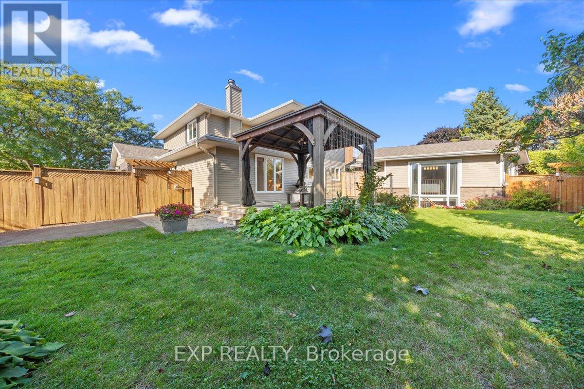 18 Ivylea Street, Ottawa, Ontario  K2G 4X5 - Photo 32 - X12443374