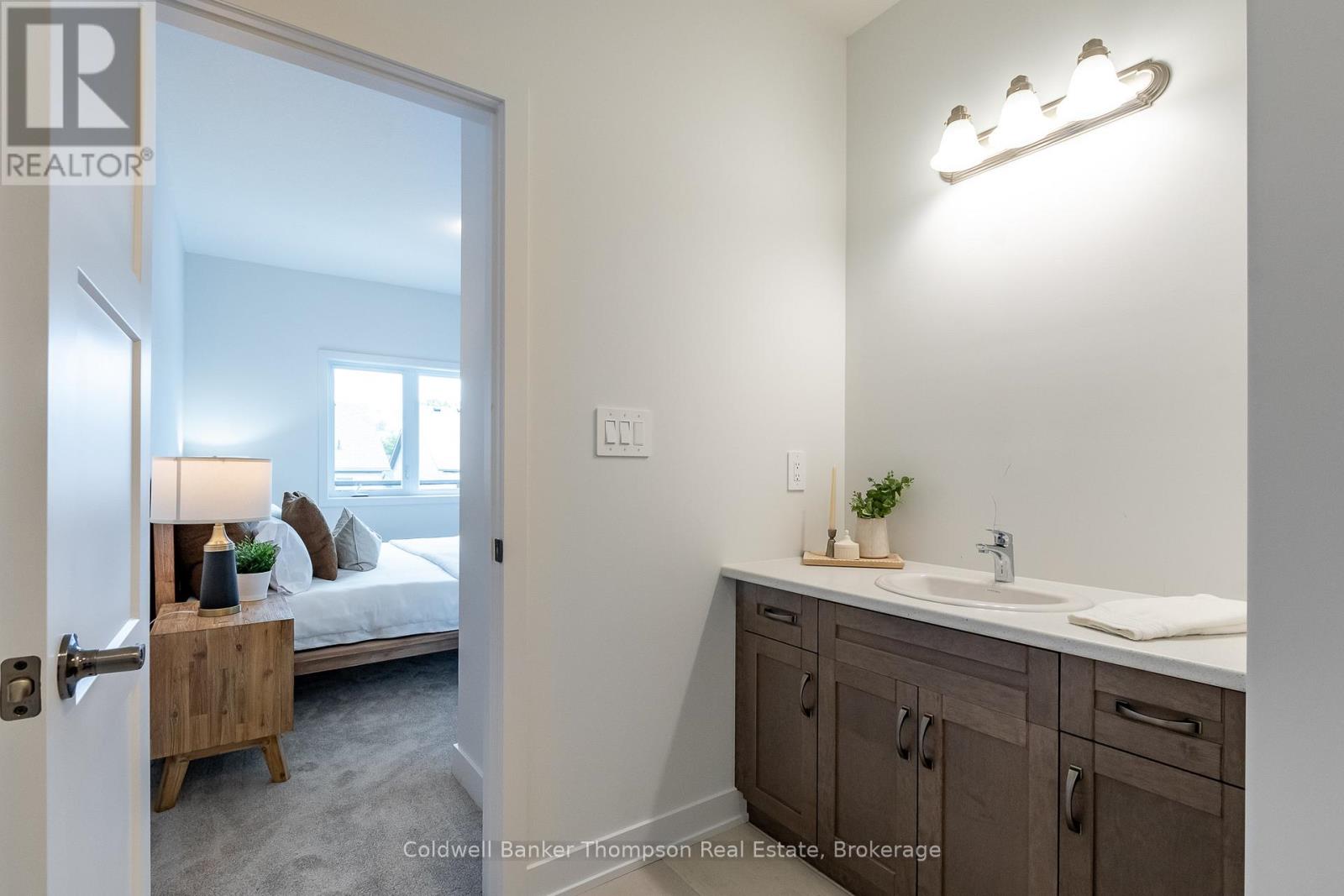 28 Charles Morley Boulevard, Huntsville, Ontario  P1H 0G5 - Photo 10 - X12443210