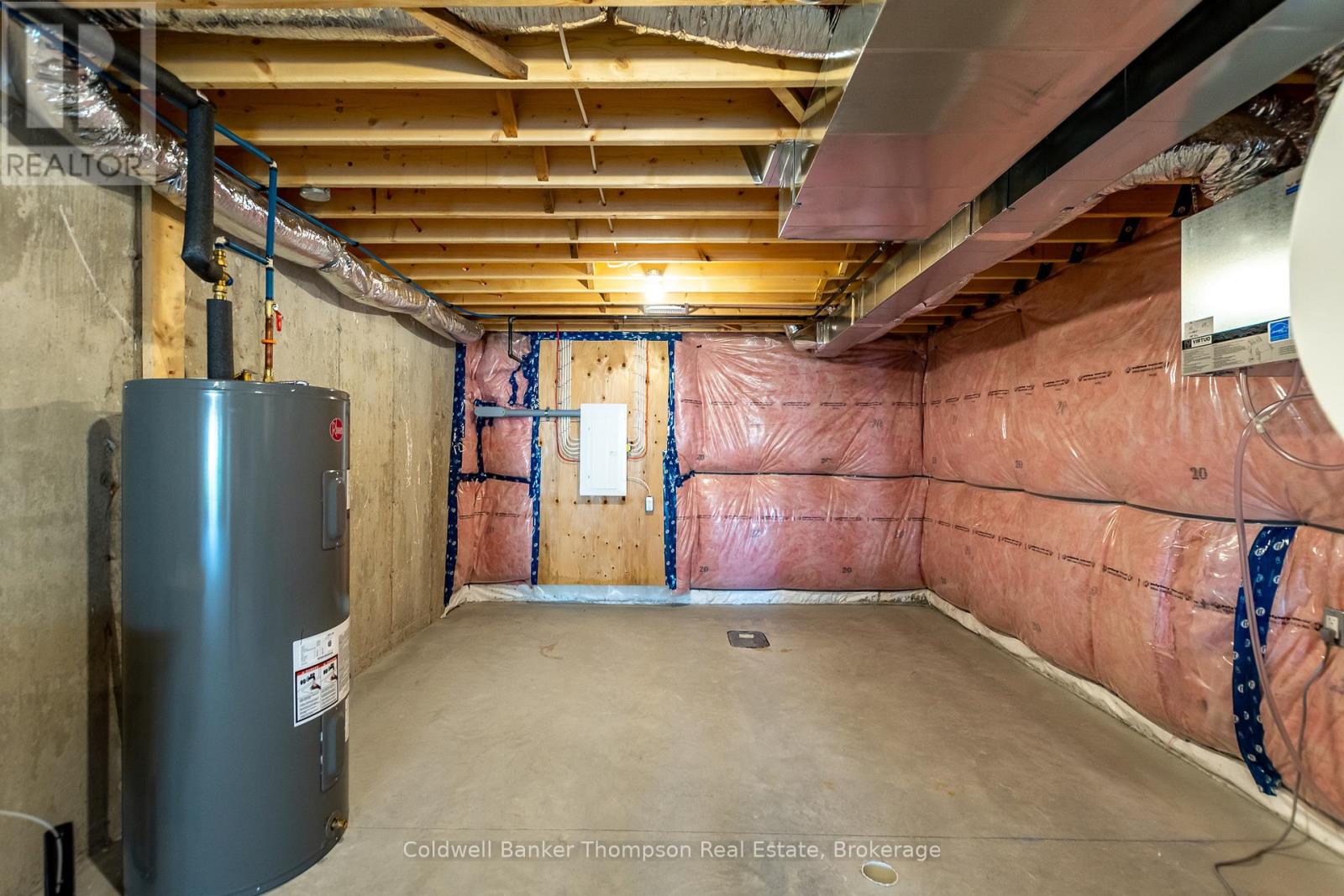 28 Charles Morley Boulevard, Huntsville, Ontario  P1H 0G5 - Photo 32 - X12443210