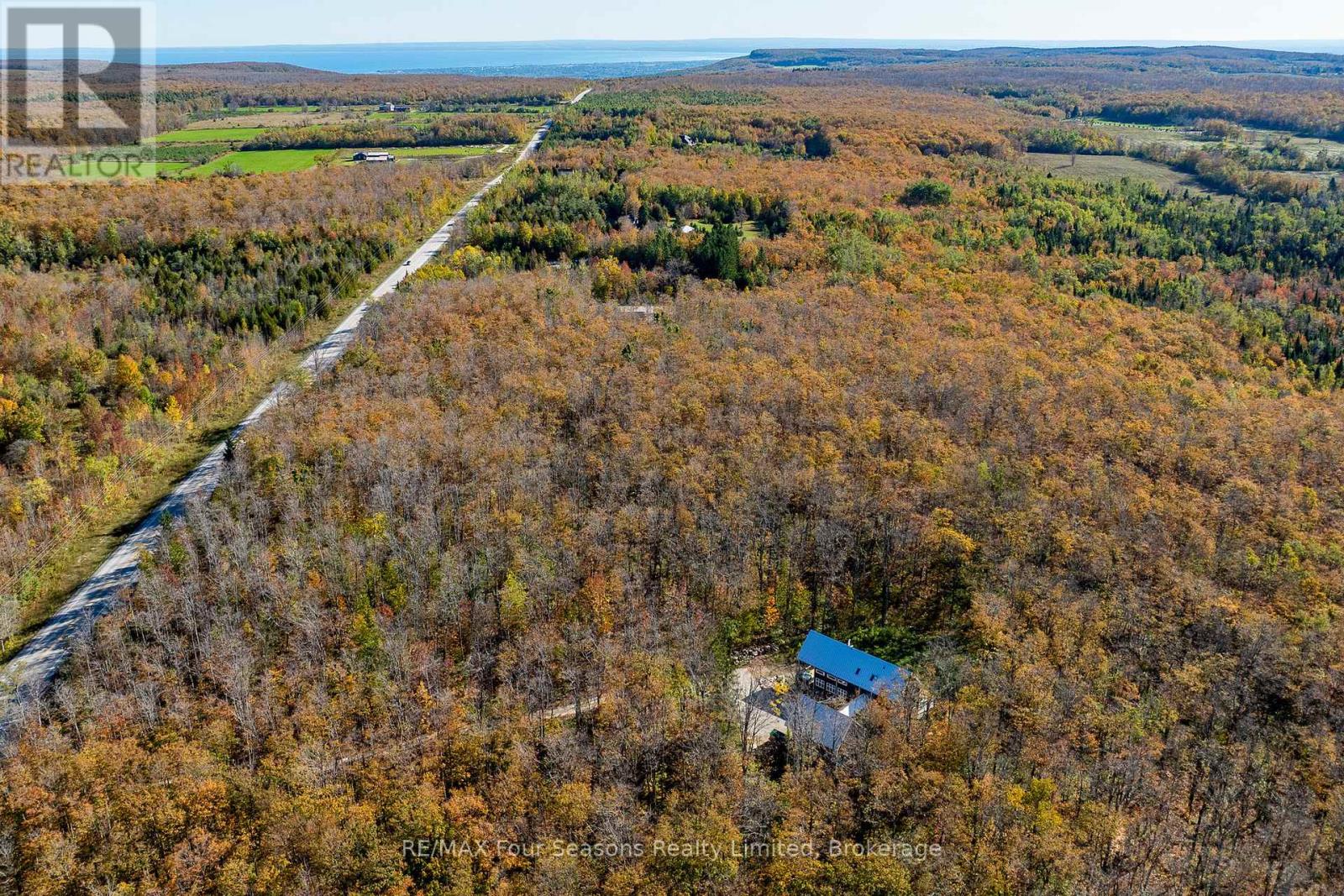589108 Grey Road 19, Blue Mountains, Ontario  N0H 2E0 - Photo 35 - X12443335