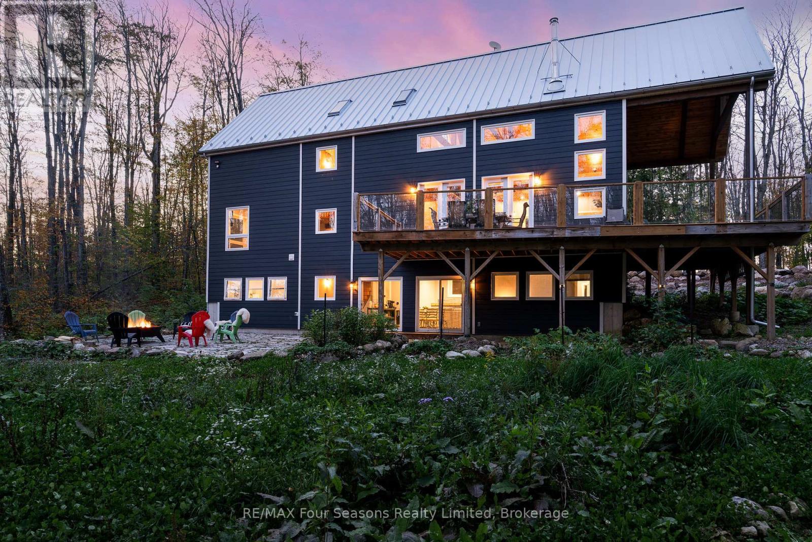 589108 Grey Road 19, Blue Mountains, Ontario  N0H 2E0 - Photo 4 - X12443335