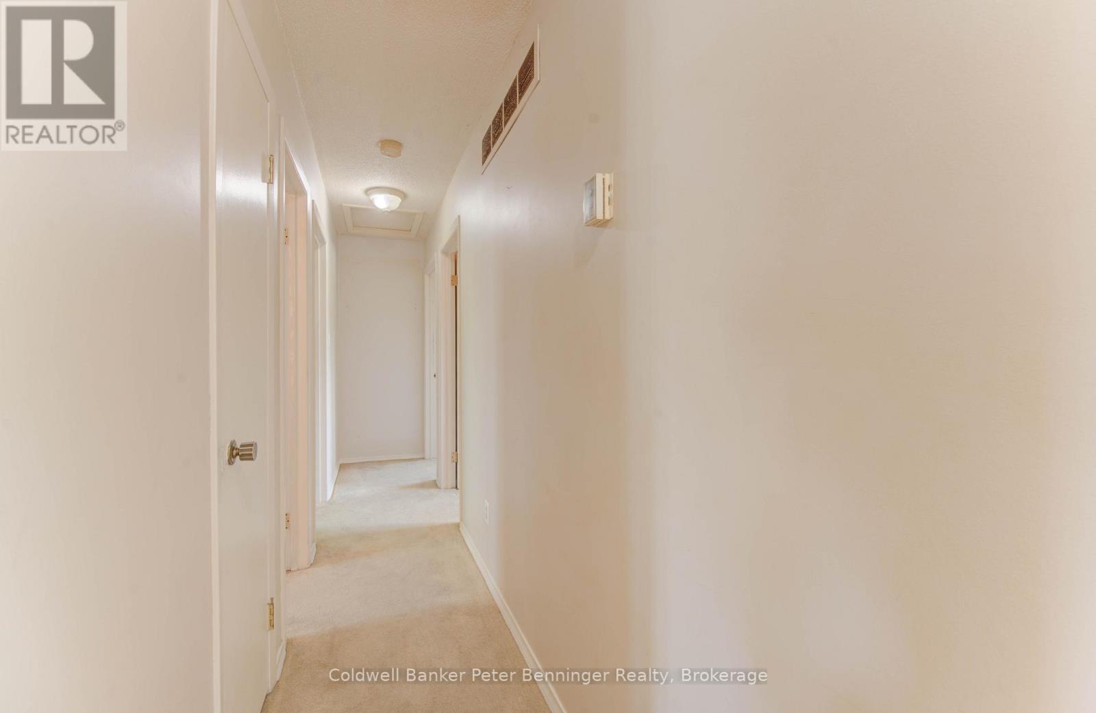 539 Pioneer Drive, Kitchener, Ontario  N2P 1P3 - Photo 18 - X12443355