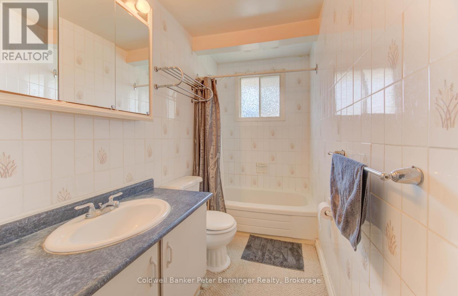 539 Pioneer Drive, Kitchener, Ontario  N2P 1P3 - Photo 19 - X12443355