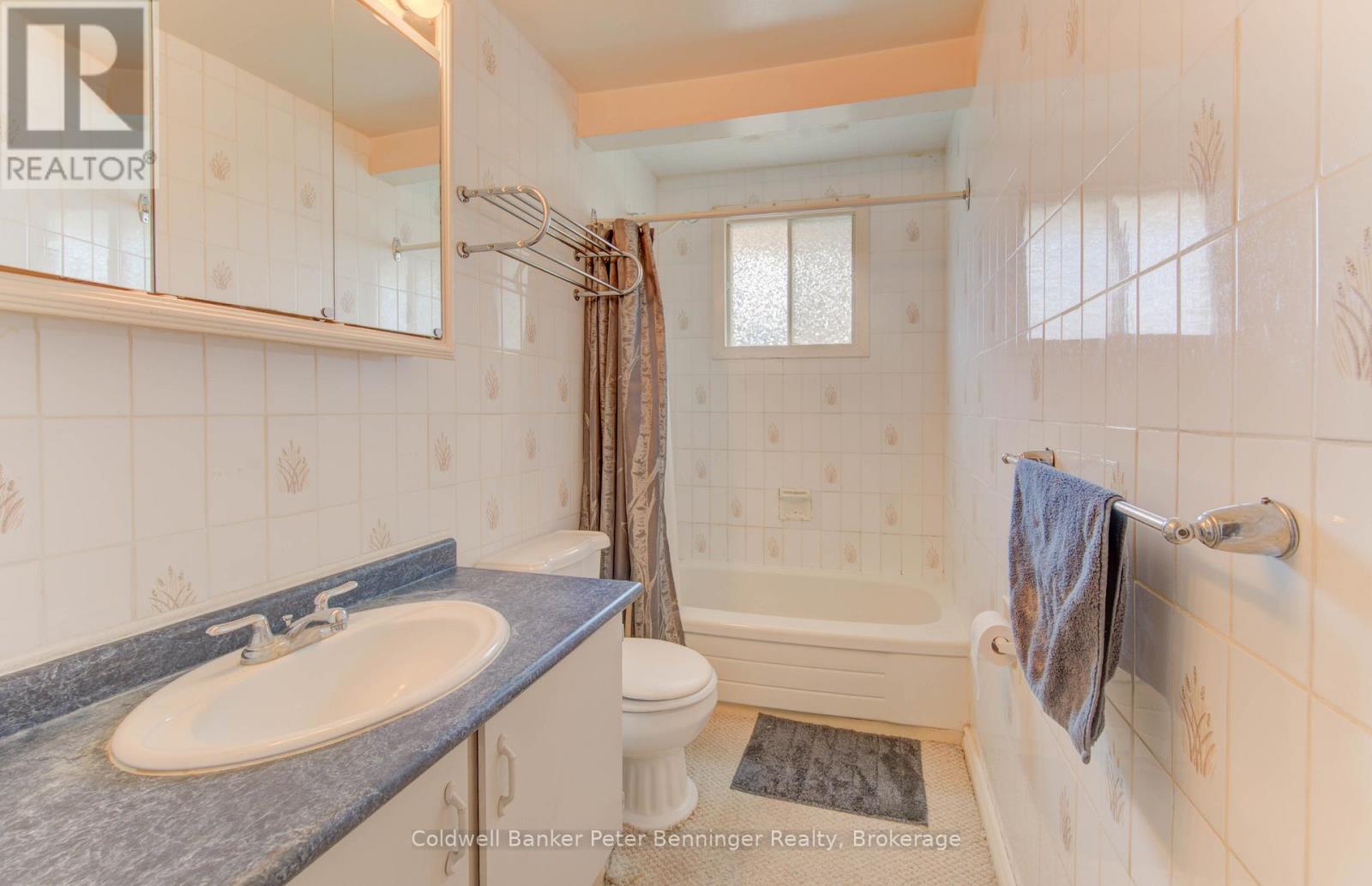 539 Pioneer Drive, Kitchener, Ontario  N2P 1P3 - Photo 20 - X12443355
