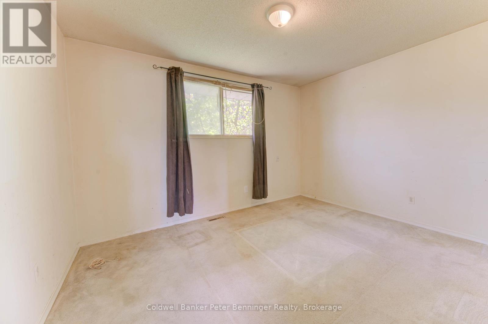 539 Pioneer Drive, Kitchener, Ontario  N2P 1P3 - Photo 21 - X12443355