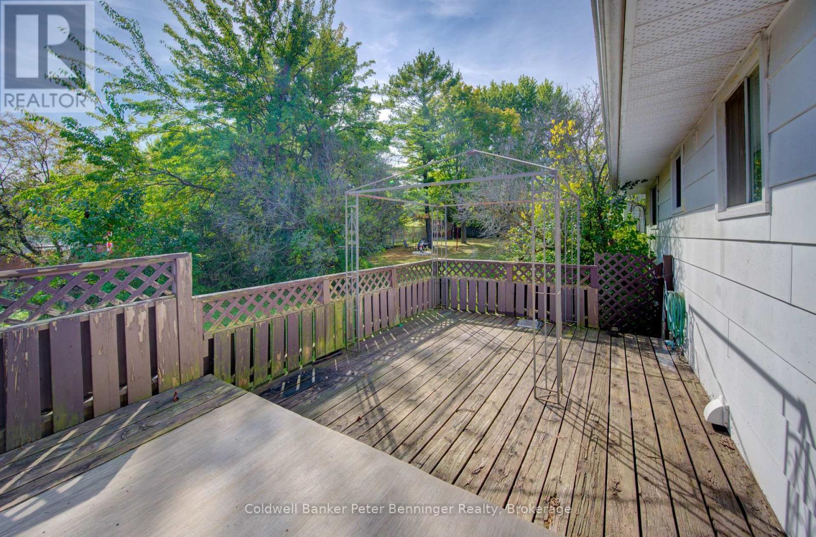 539 Pioneer Drive, Kitchener, Ontario  N2P 1P3 - Photo 26 - X12443355
