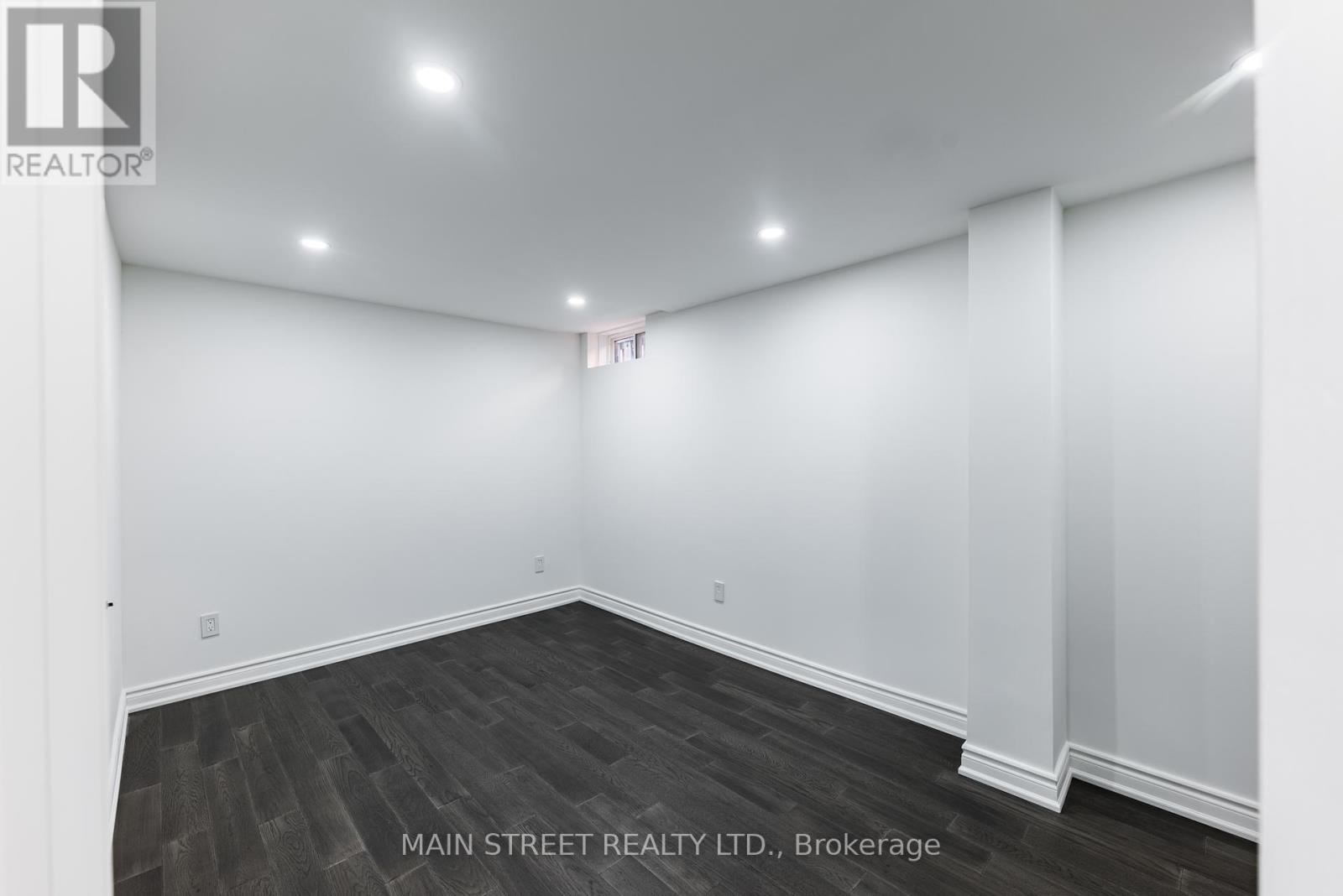 36 Nelson Circle, Newmarket (Armitage), Ontario  L3X 1R2 - Photo 36 - N12443126