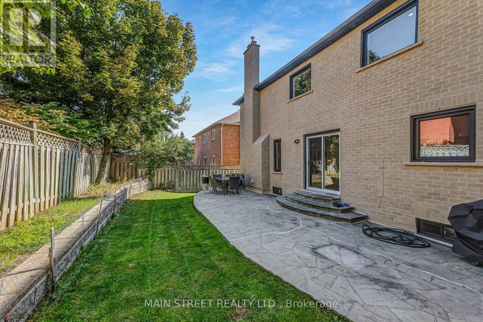 36 Nelson Circle, Newmarket (Armitage), Ontario  L3X 1R2 - Photo 38 - N12443126