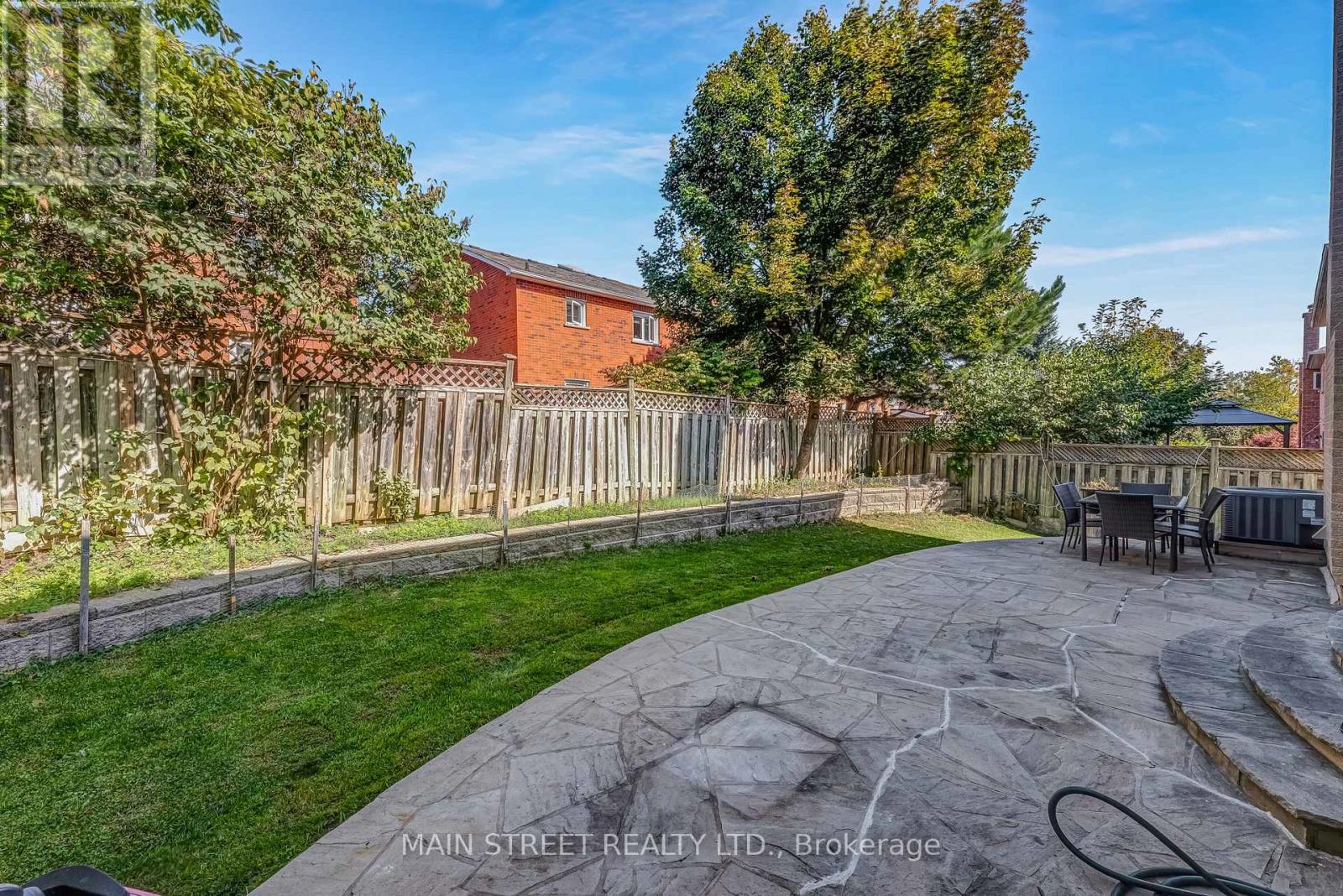 36 Nelson Circle, Newmarket (Armitage), Ontario  L3X 1R2 - Photo 40 - N12443126