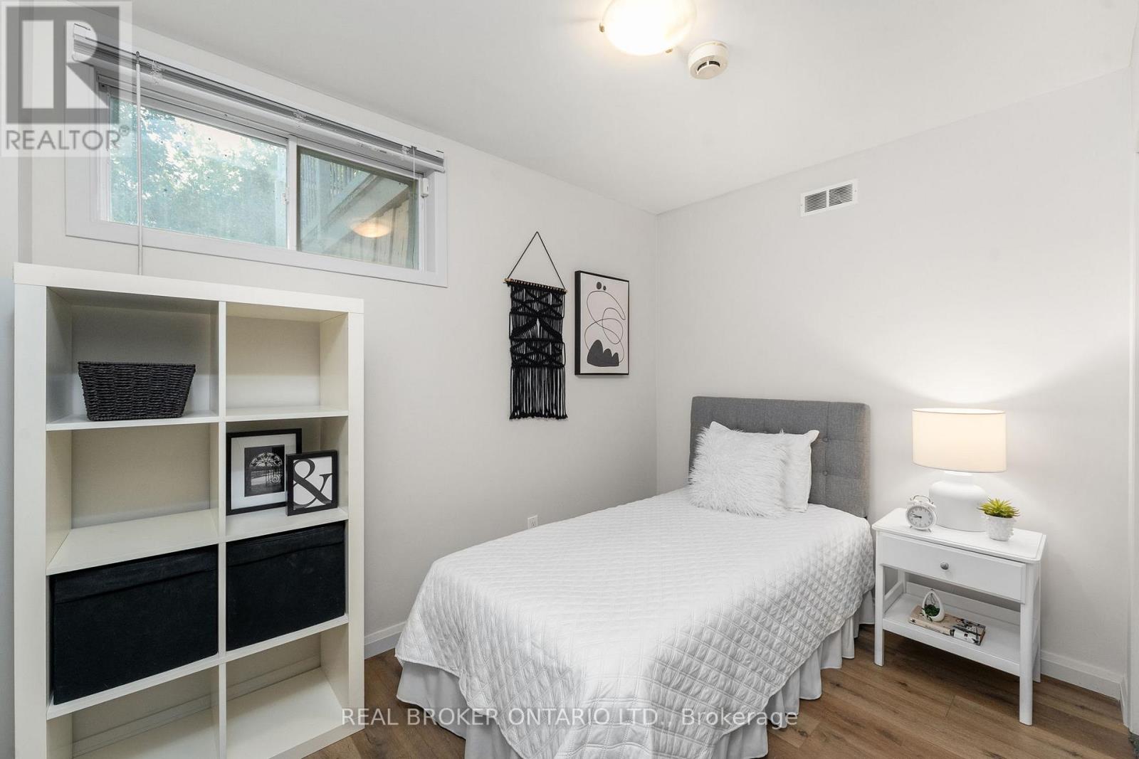 240 Rosemar Gardens, Richmond Hill (Mill Pond), Ontario  L4C 3Z9 - Photo 21 - N12443134