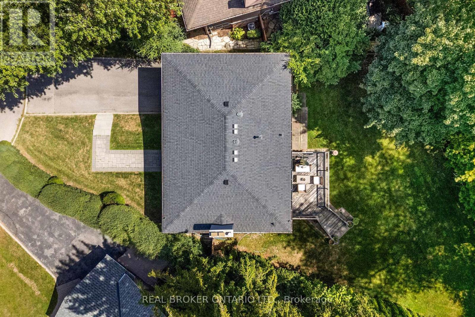 240 Rosemar Gardens, Richmond Hill (Mill Pond), Ontario  L4C 3Z9 - Photo 24 - N12443134