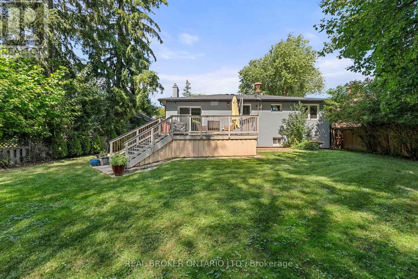 240 Rosemar Gardens, Richmond Hill (Mill Pond), Ontario  L4C 3Z9 - Photo 27 - N12443134
