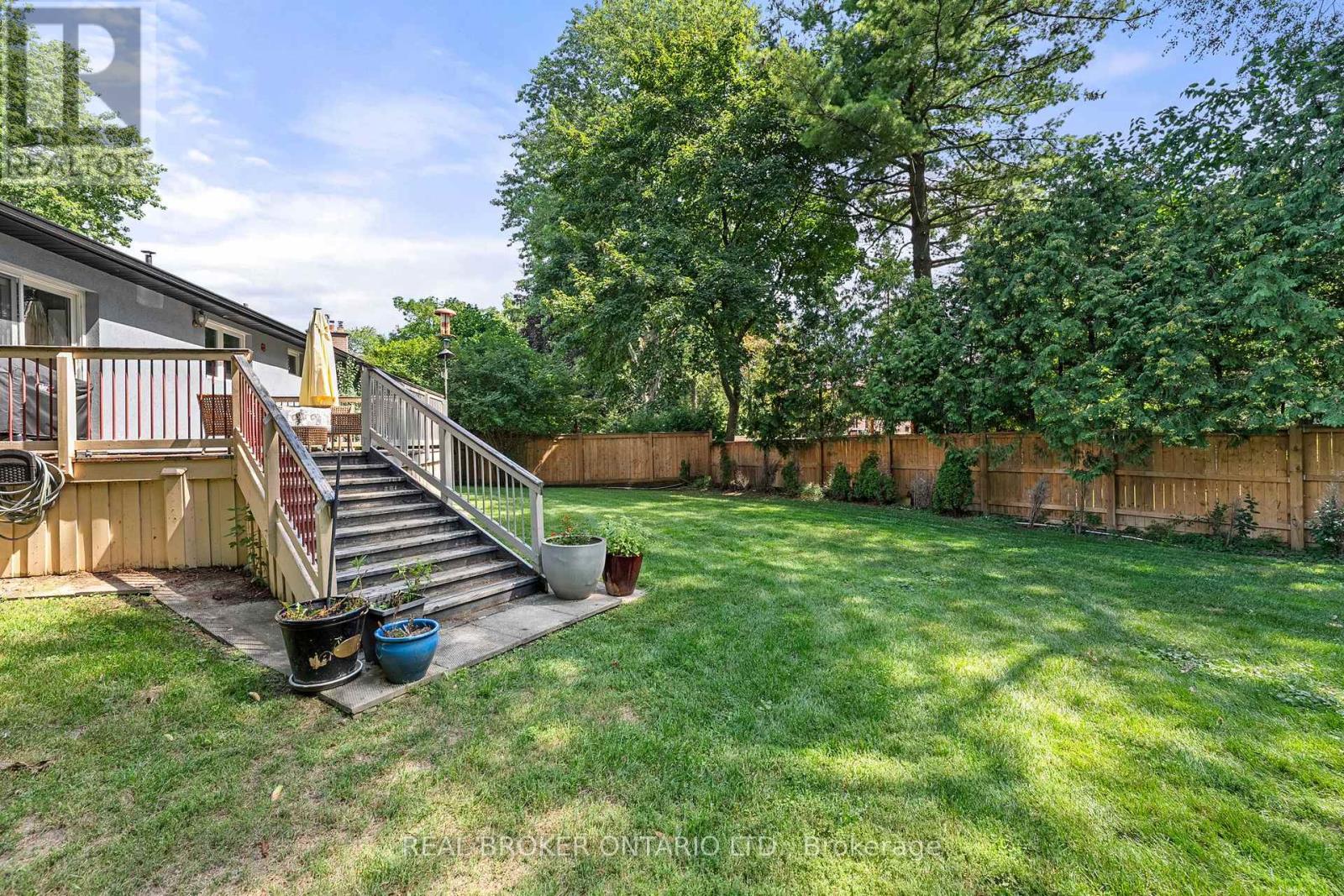 240 Rosemar Gardens, Richmond Hill (Mill Pond), Ontario  L4C 3Z9 - Photo 32 - N12443134