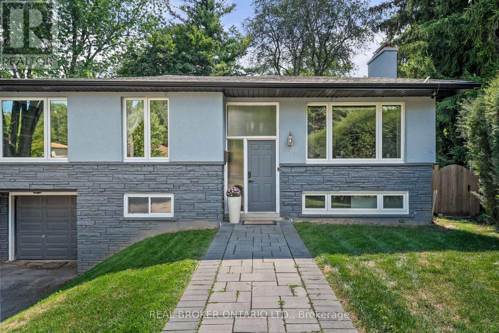 240 Rosemar Gardens, Richmond Hill (Mill Pond), Ontario  L4C 3Z9 - Photo 36 - N12443134