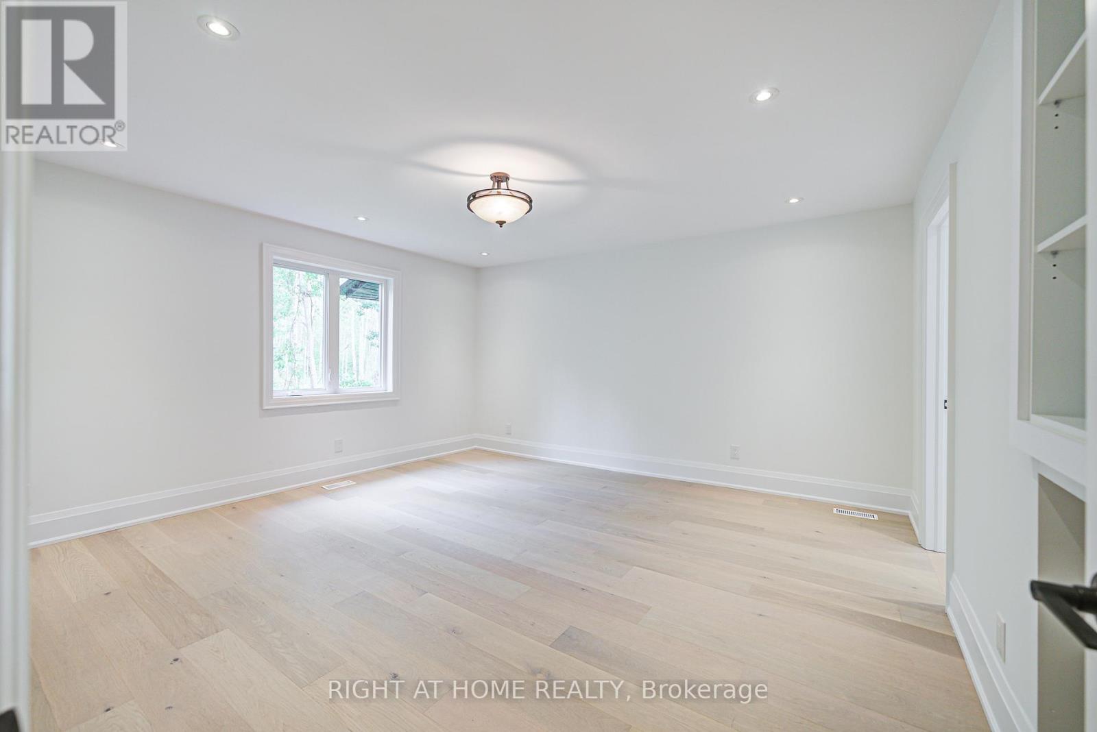 26375 Woodbine Avenue, Georgina (Historic Lakeshore Communities), Ontario  L4P 3E9 - Photo 30 - N12443178
