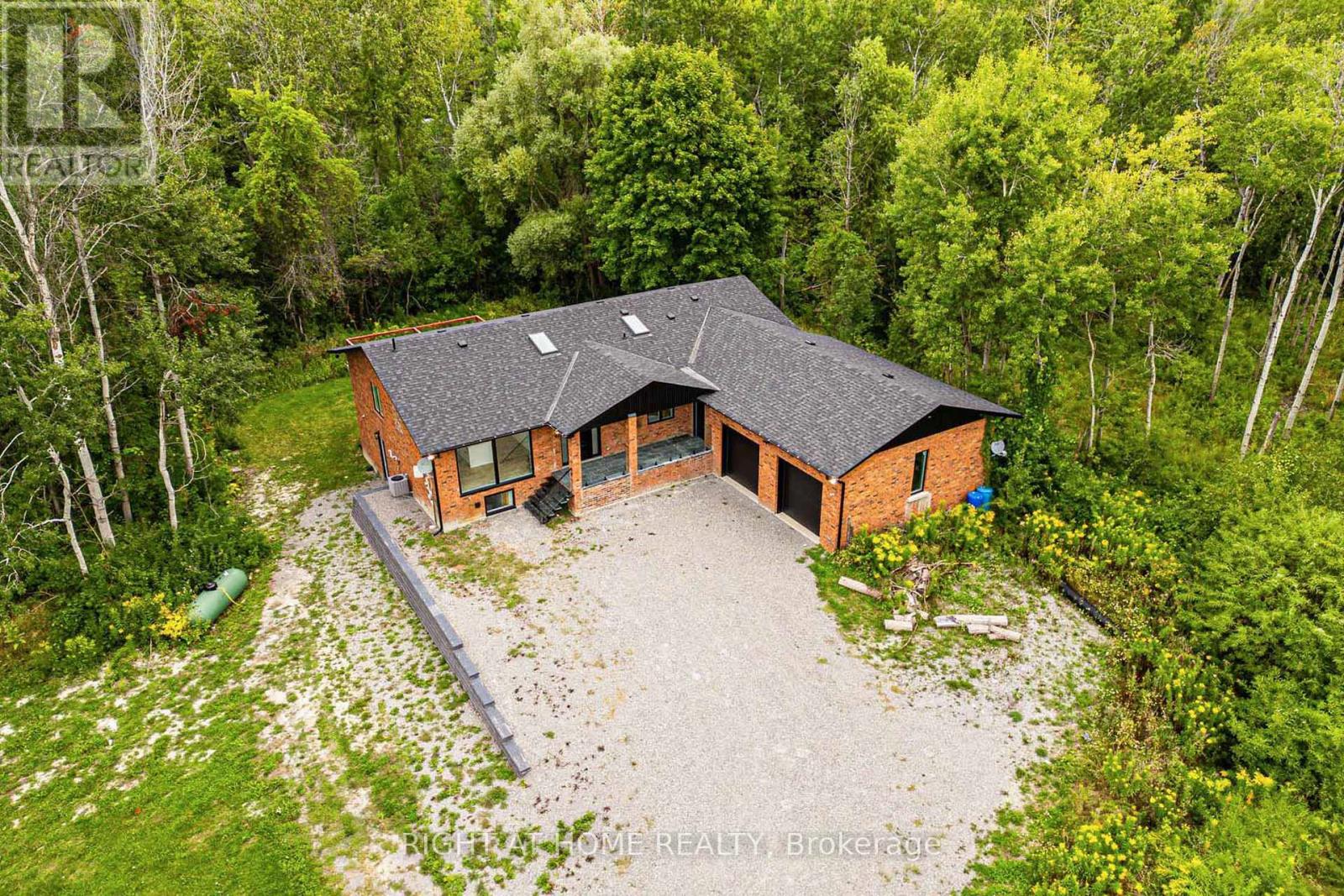 26375 Woodbine Avenue, Georgina (Historic Lakeshore Communities), Ontario  L4P 3E9 - Photo 40 - N12443178