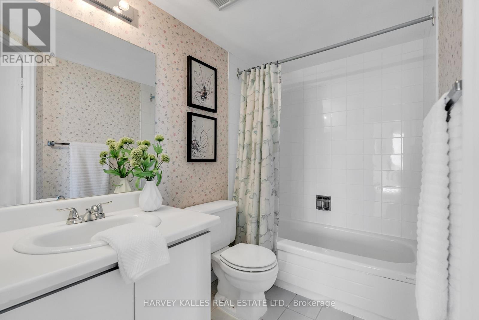1411 - 7440 Bathurst Street, Vaughan (Brownridge), Ontario  L4J 7K8 - Photo 26 - N12443188