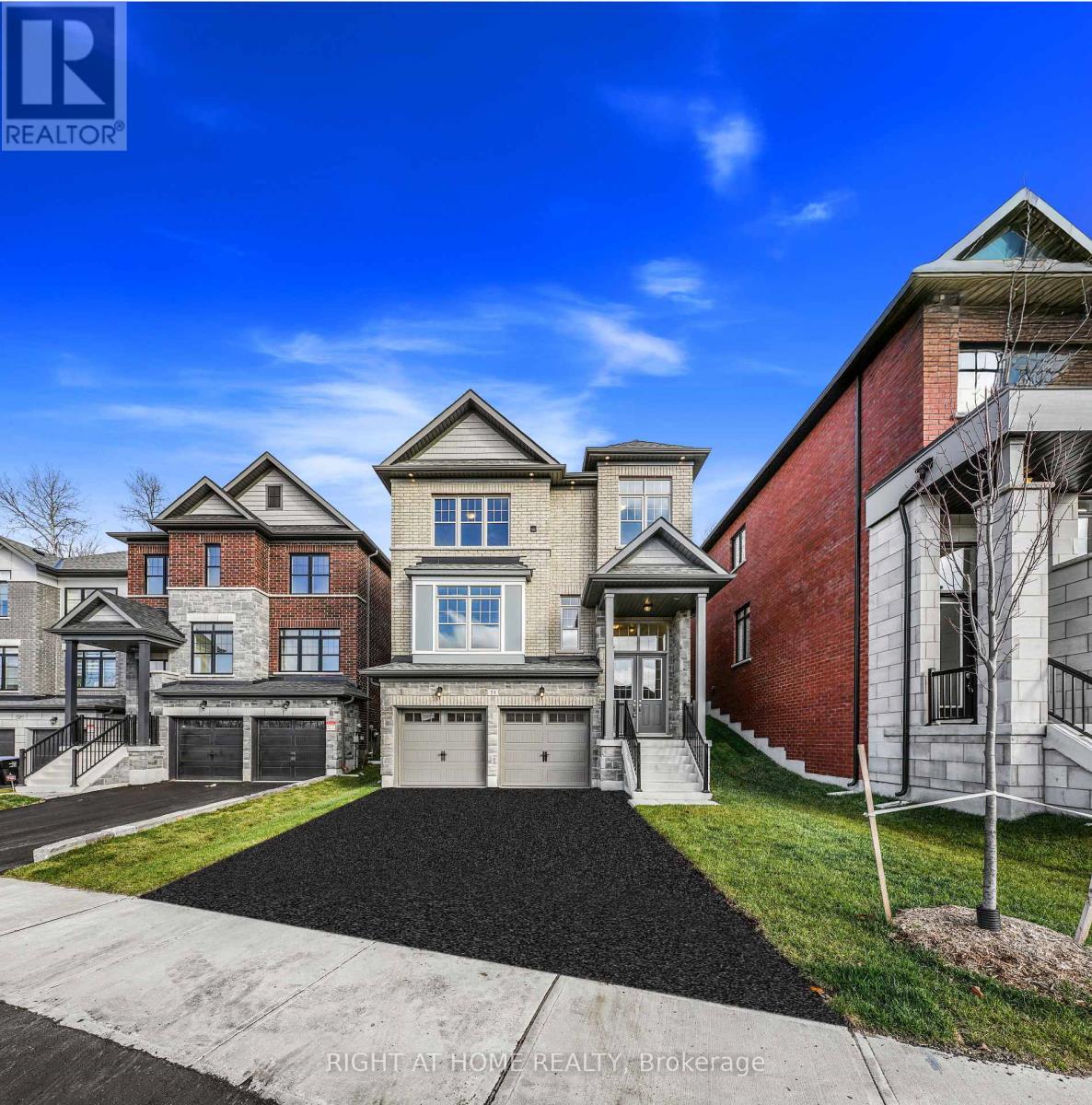 51 Bearberry Road, Springwater (Midhurst), Ontario  L9X 2E1 - Photo 2 - S12443130