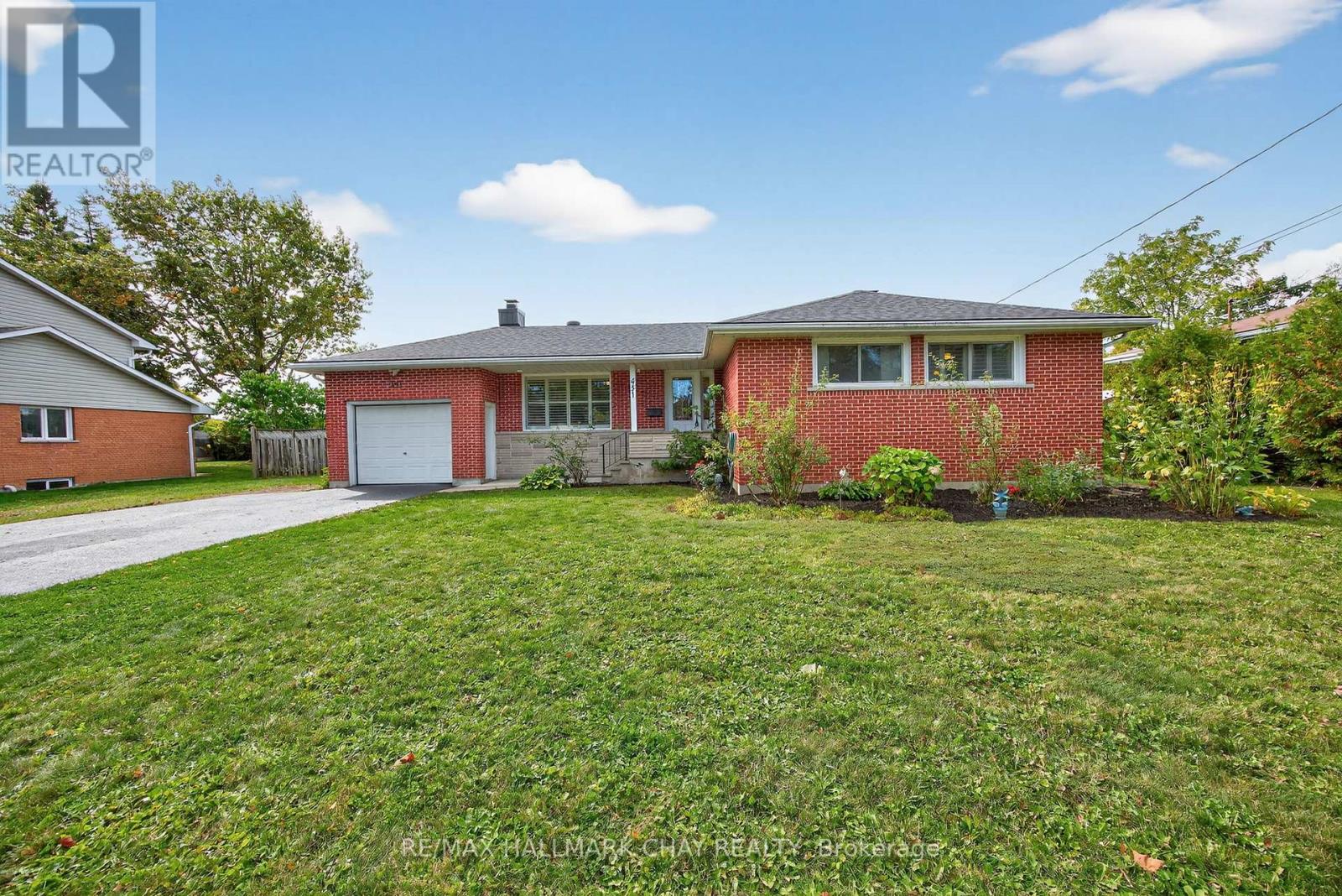 451 Jamieson Drive, Orillia, Ontario  L3V 4Y6 - Photo 1 - S12443161