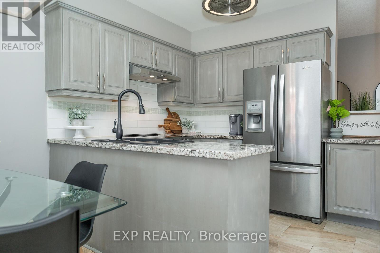 314 Country Lane, Barrie (Painswick South), Ontario  L4N 5Z6 - Photo 9 - S12443166