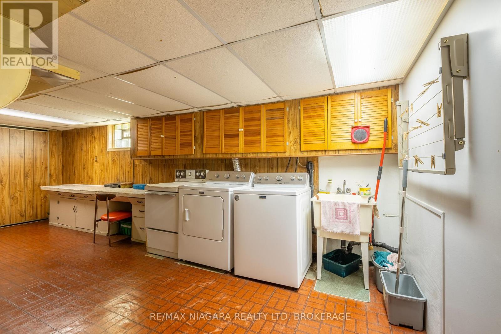 68 Connaught Avenue, Welland (Prince Charles), Ontario  L3C 1G5 - Photo 21 - X12443254