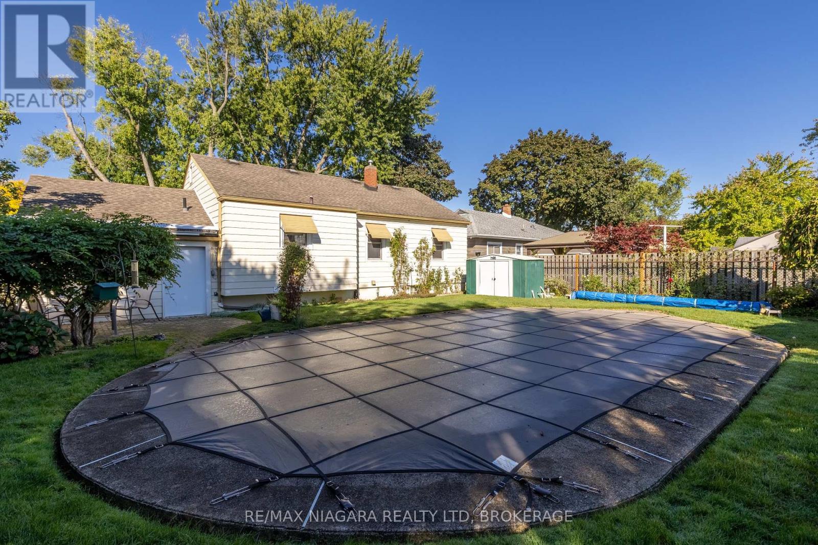 68 Connaught Avenue, Welland (Prince Charles), Ontario  L3C 1G5 - Photo 6 - X12443254
