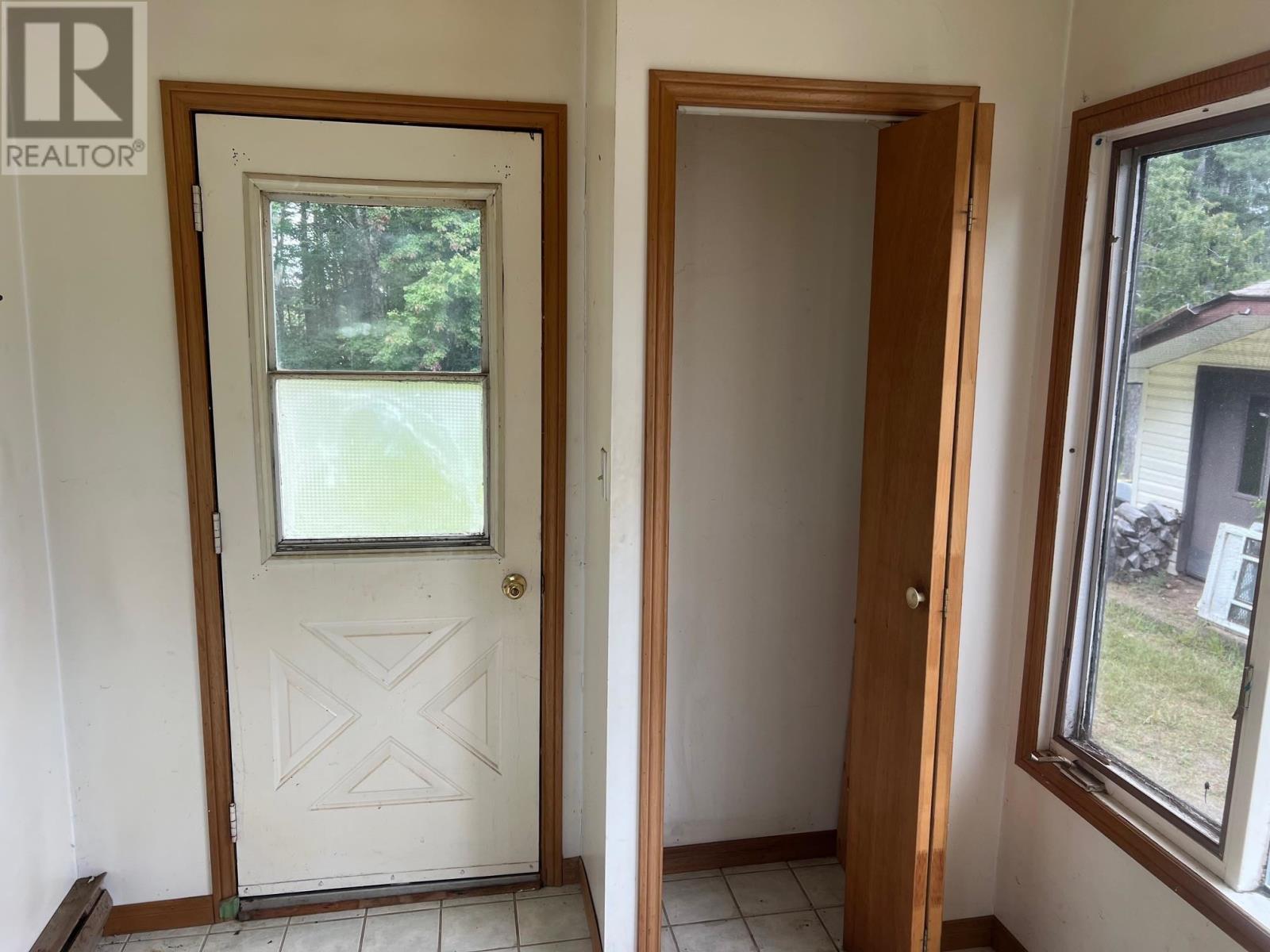 391 Granary Lake Rd, Blind River, Ontario  P0R 1B0 - Photo 4 - SM252563