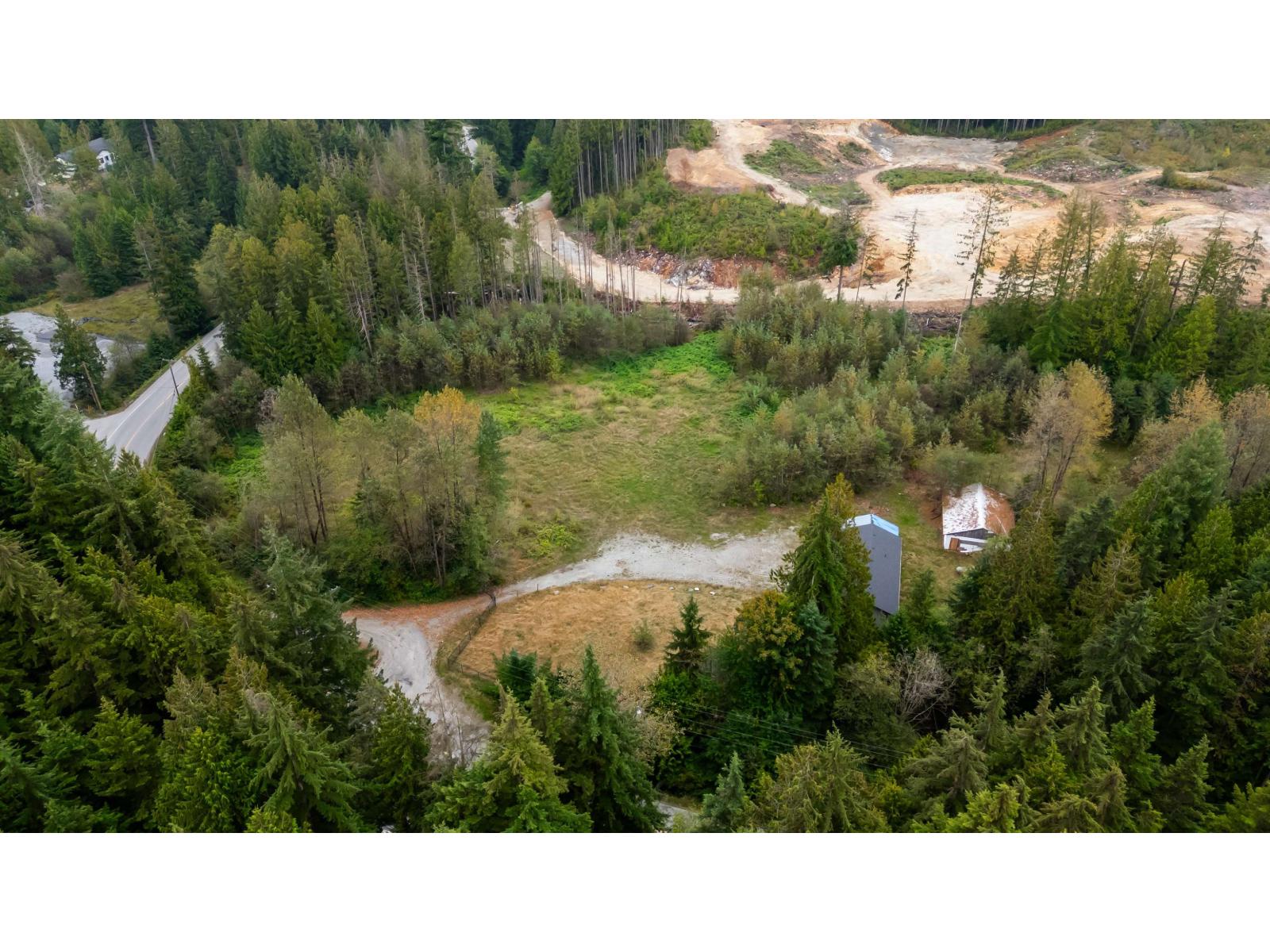 32482 Dewdney Trunk Road, Mission, British Columbia  V2V 7E8 - Photo 11 - C8072719