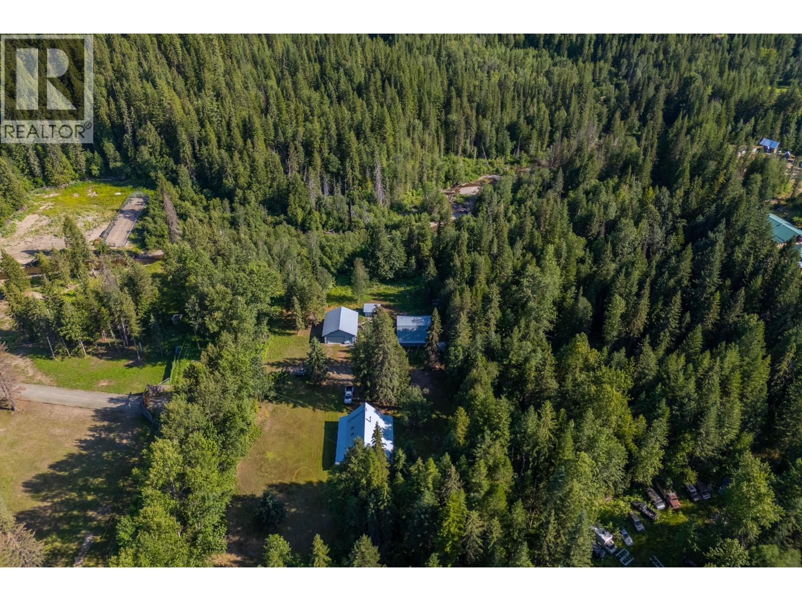 6041 Creek Side Road, Barriere, British Columbia  V0E 1E0 - Photo 32 - 10337766