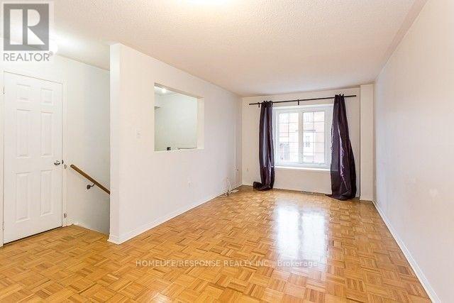 9 - 120 Railroad Street, Brampton, Ontario  L6X 5A1 - Photo 2 - W12337290